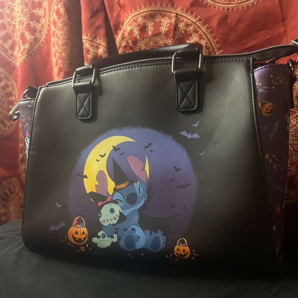 Black Halloween-Stitch Loungefly Bag